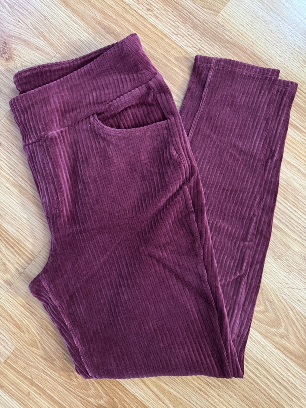 Burgundy Corduroy Stretch Leggings 🔅 size M